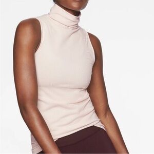 Athleta Flurry Base Layer Light Pink Mock Neck Textured Chevron Sleeveless Top